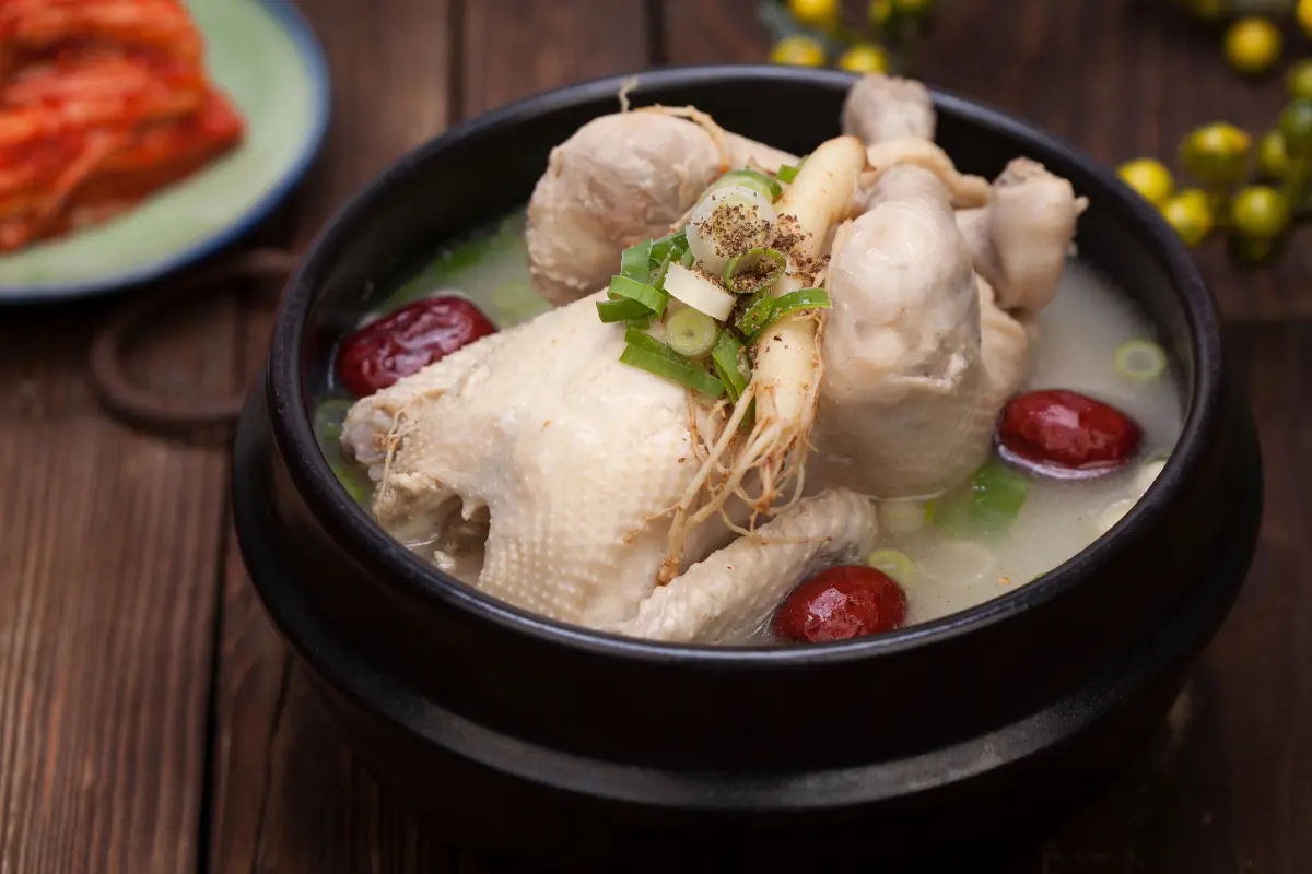 Tour Hàn Quốc 5N4Đ đón đông đầu mùa – thưởng thức món gà hầm sâm Hàn Quốc bổ dưỡng và đặc trưng