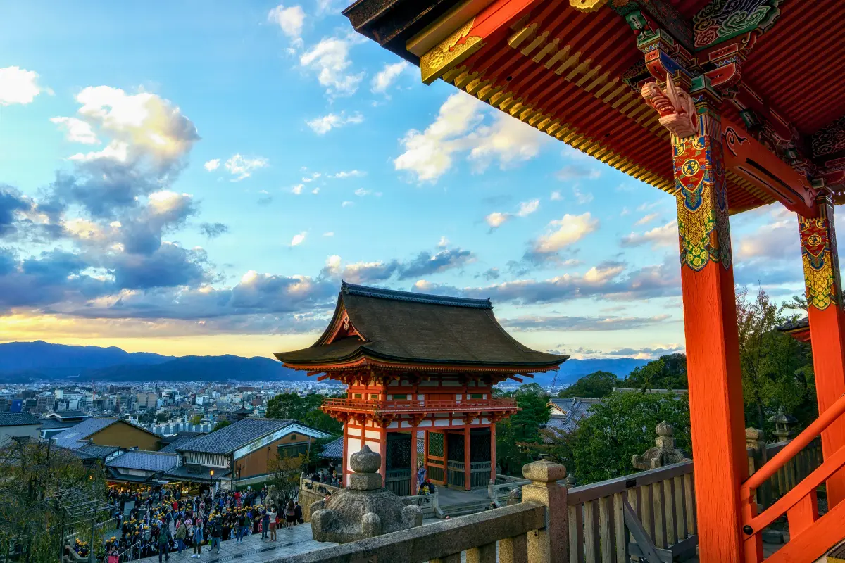 Nhật Bản Cung Đường Vàng: OSAKA – KYOTO – NAGOYA – PHÚ SĨ – TOKYO | 6 ngày 5 đêm | Tháng 10 2025 | Vietnam Airlines