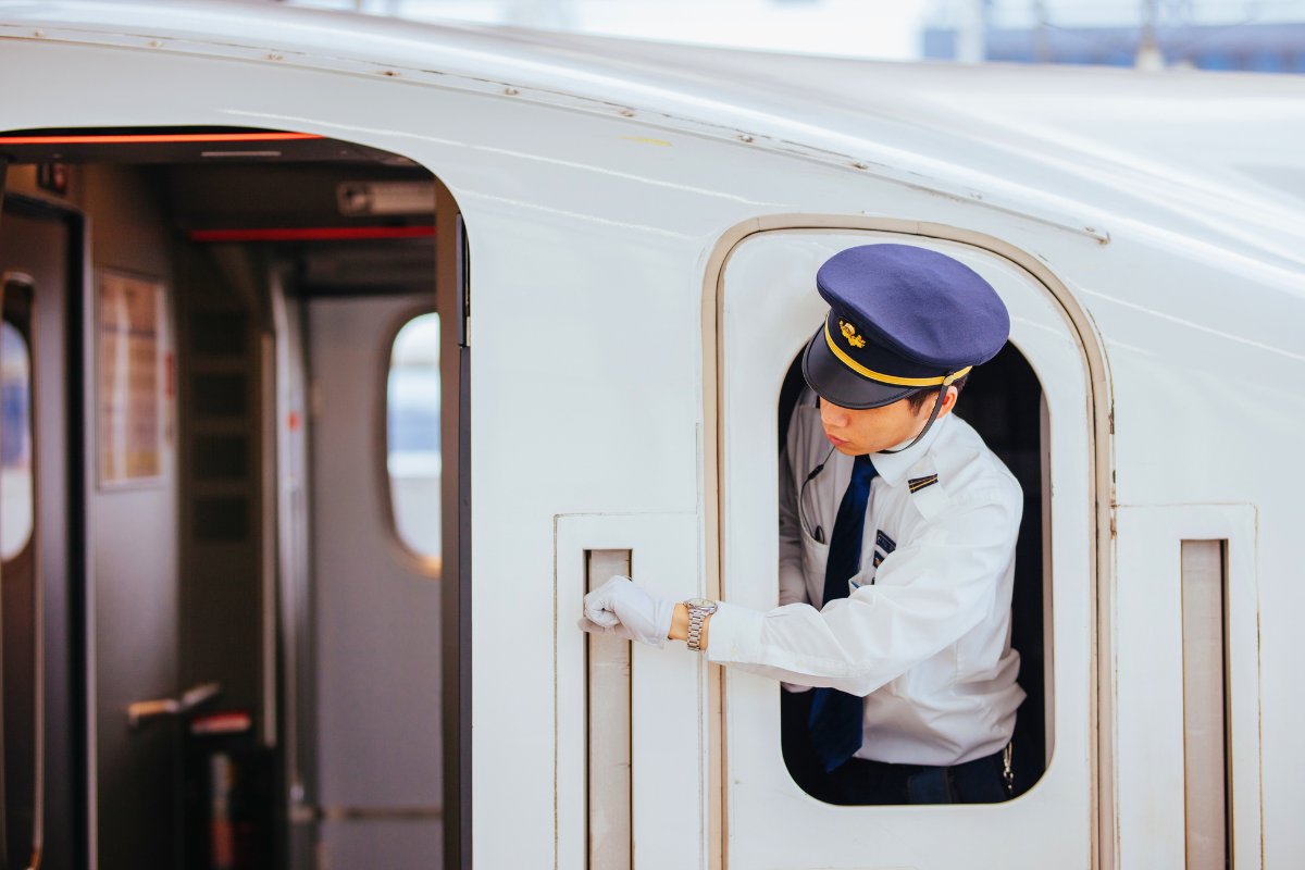 Nhật Bản Cung Đường Vàng: TOKYO – YAMANASHI – TOYOHASHI – KYOTO – OSAKA – KOBE | 6 ngày 5 đêm | Tháng 10 2025 | Japan Airlines