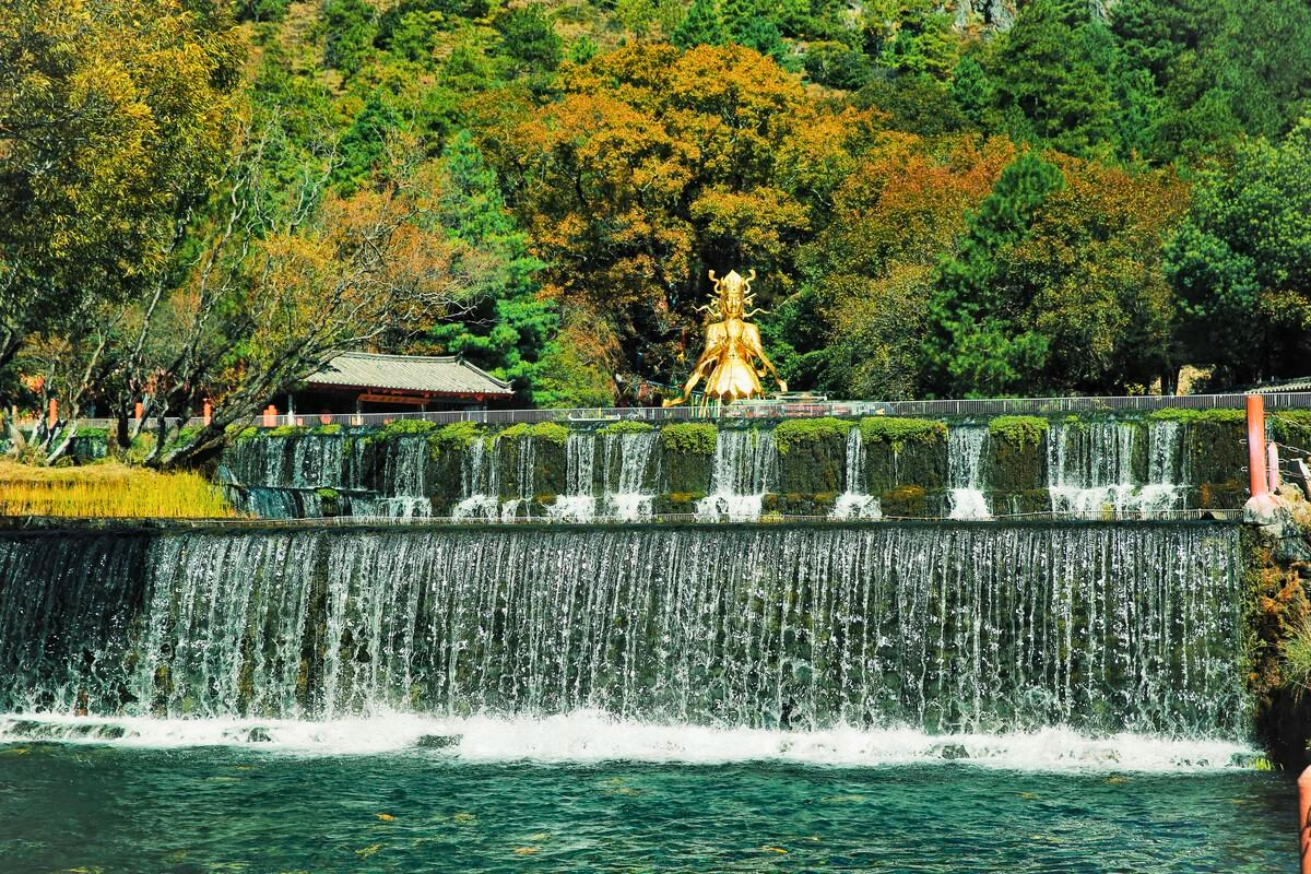 Trung Quốc: Lệ Giang - Shangrila 5 ngày 4 đêm | Tháng 9 2025 | Ruili Airlines